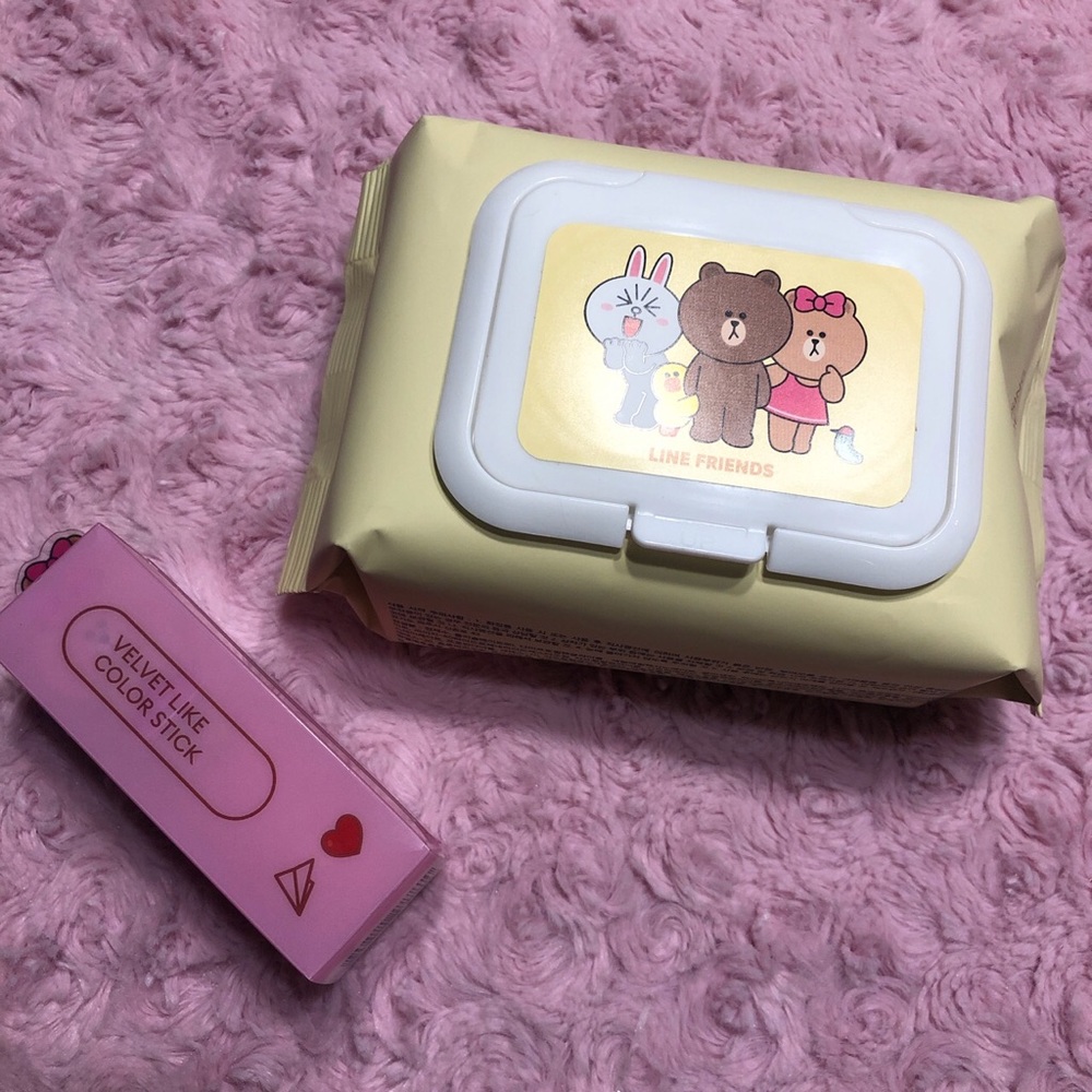 Missha line blush and cleansing tissues